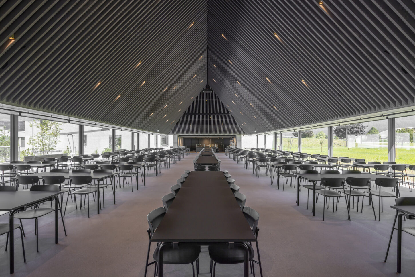 Ingo Rasp_HBAGR_Plantahof-Saal-möbliert-17